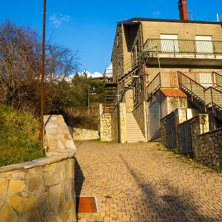 Holiday home Peak House